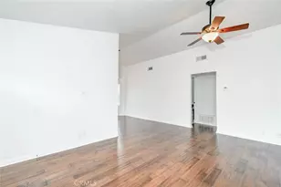 32 Remington, Irvine, CA 92620 - Photo 2