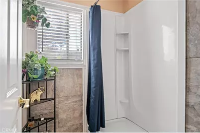 16570 Fairfax Drive, Fontana, CA 92336 - Photo 18