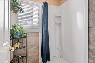 16570 Fairfax Dr, Fontana, CA 92336 - Photo 18