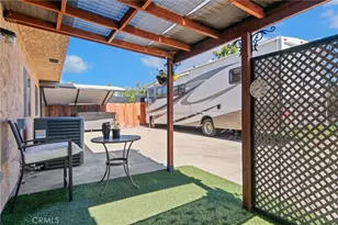 16570 Fairfax Dr, Fontana, CA 92336 - Photo 32
