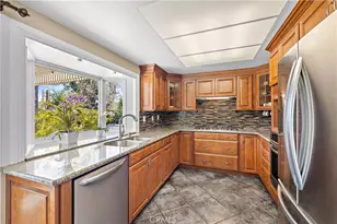 979 S Grinnell St, Anaheim Hills, CA 92807 - Photo 8