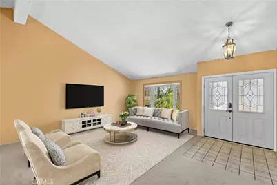 979 S Grinnell Street, Anaheim Hills, CA 92807 - Photo 2