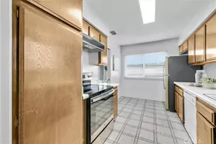 9766 Verde Mar Dr, Huntington Beach, CA 92646 - Photo 10
