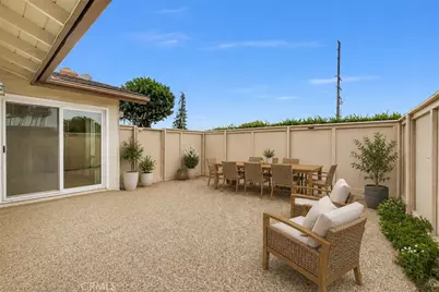 9766 Verde Mar Drive, Huntington Beach, CA 92646 - Photo 8