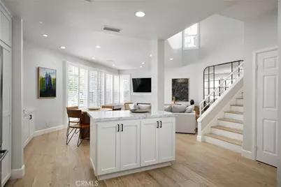 206 Hartford, Newport Beach, CA 92660 - Photo 4