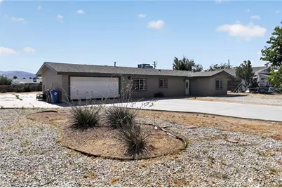 13477 Rancherias, Apple Valley, CA 92308 - Photo 2