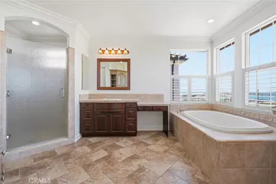 5571 Ocean Terrace, Huntington Beach, CA 92648 - Photo 18