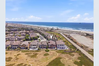 5571 Ocean Terrace, Huntington Beach, CA 92648 - Photo 2