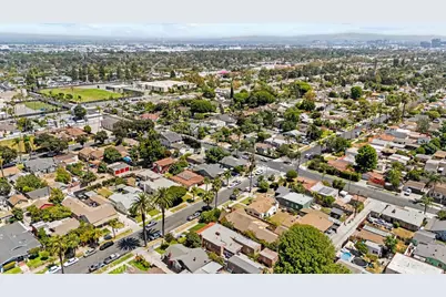 405 W McFadden, Santa Ana, CA 92707 - Photo 10