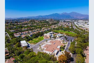 3 Sembrado, Rancho Santa Margarita, CA 92688 - Photo 2