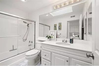 8206 Bridgepoint #206, Huntington Beach, CA 92646 - Photo 18