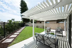 19103 Sycamore Glen Dr, Lake Forest, CA 92679 - Photo 18