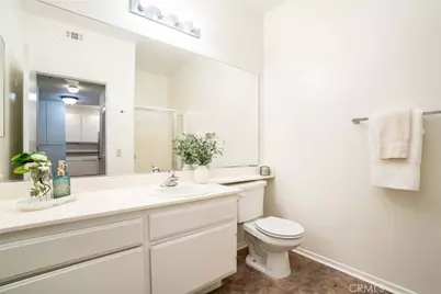 640 W 4th #315, Long Beach, CA 90802 - Photo 18