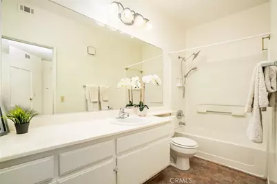 640 W 4th #315, Long Beach, CA 90802 - Photo 12