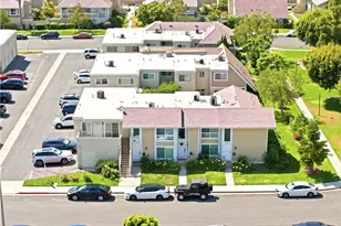 66 Golden Glen, Irvine, CA 92604 - Photo 2