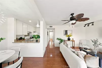 66 Golden Glen, Irvine, CA 92604 - Photo 4