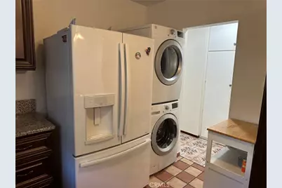 11111 S Osage, Inglewood, CA 90304 - Photo 10