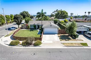 5702 Riviera Dr, Huntington Beach, CA 92647 - Photo 2