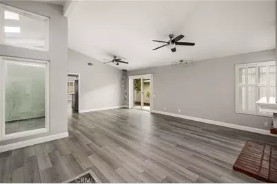 7 Atlanta, Irvine, CA 92620 - Photo 2