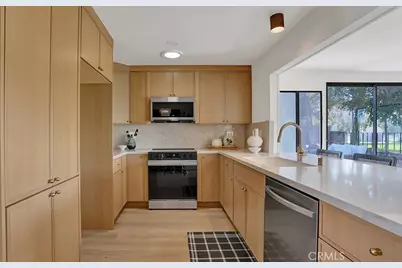 23791 Formello, Laguna Hills, CA 92653 - Photo 4
