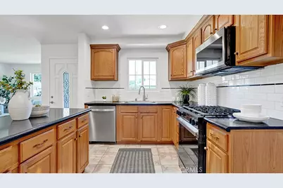 7463 Bradley, Buena Park, CA 90620 - Photo 6
