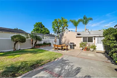 330 S Myrtle, Tustin, CA 92780 - Photo 24
