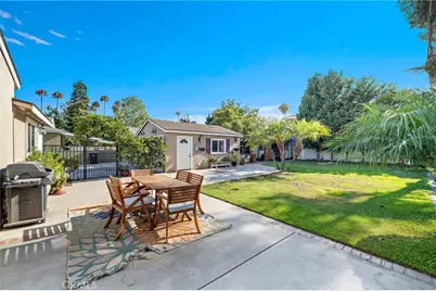 330 S Myrtle, Tustin, CA 92780 - Photo 26