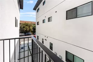 441 N Harvard Blvd, Los Angeles, CA 90004 - Photo 36