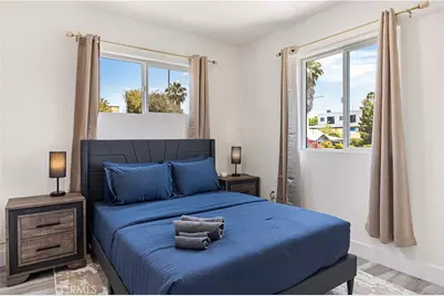 441 N Harvard Boulevard, Los Angeles, CA 90004 - Photo 26