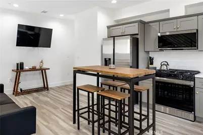 441 N Harvard Boulevard, Los Angeles, CA 90004 - Photo 40