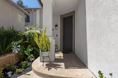 35 Edmonton Way, Rancho Santa Margarita, CA 92688 - Photo 4