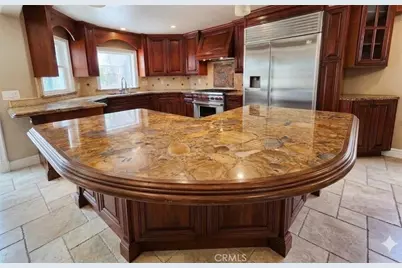 6573 E North View Drive, Anaheim Hills, CA 92807 - Photo 8