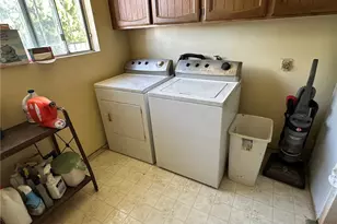 12920 Keene, Los Angeles, CA 90059 - Photo 10