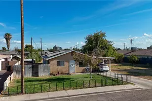 724 E Michigan Ave, Blythe, CA 92225 - Photo 1