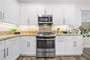 220 Follyhatch, Irvine, CA 92618 - Photo 12
