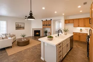 35579 Country Creek Dr, Yucaipa, CA 92399 - Photo 4