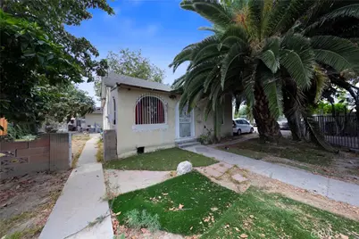 2430 W 6th Street, Santa Ana, CA 92703 - Photo 2