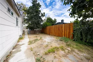 2430 W 6th St, Santa Ana, CA 92703 - Photo 10