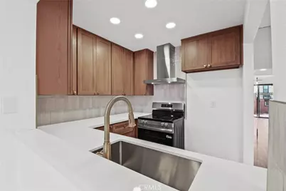 25761 Le Parc #9, Lake Forest, CA 92630 - Photo 2