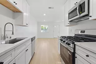 307 N Tustin, Anaheim, CA 92807 - Photo 10