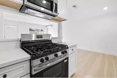 307 N Tustin, Anaheim, CA 92807 - Photo 26