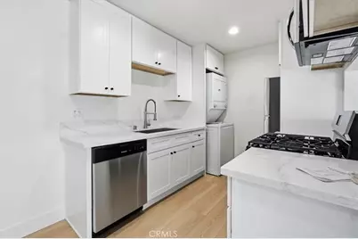 307 N Tustin, Anaheim, CA 92807 - Photo 24