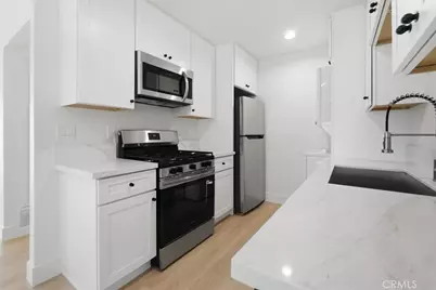 307 N Tustin, Anaheim, CA 92807 - Photo 8
