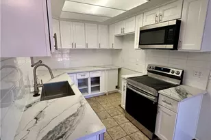 835 W Orangewood, Anaheim, CA 92802 - Photo 10