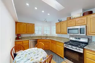 9850 Garfield Ave, Huntington Beach, CA 92646 - Photo 12