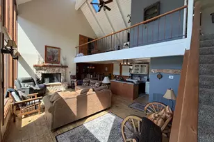 27647 Matterhorn Dr, Lake Arrowhead, CA 92352 - Photo 6