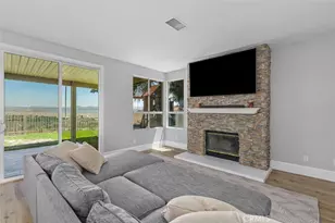 17488 Star Canyon Ct, Riverside, CA 92503 - Photo 4