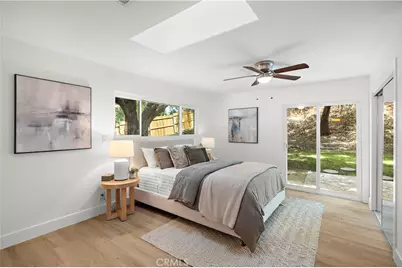 22323 Miranda Street, Woodland Hills, CA 91367 - Photo 12