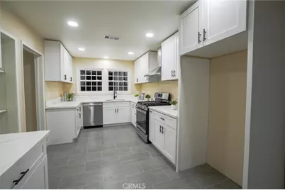 2403 E Romneya, Anaheim, CA 92806 - Photo 8