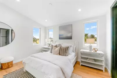 307 14th Street, Huntington Beach, CA 92648 - Photo 30